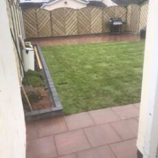 ?Curragh Gold Patio with V Arch Fencing