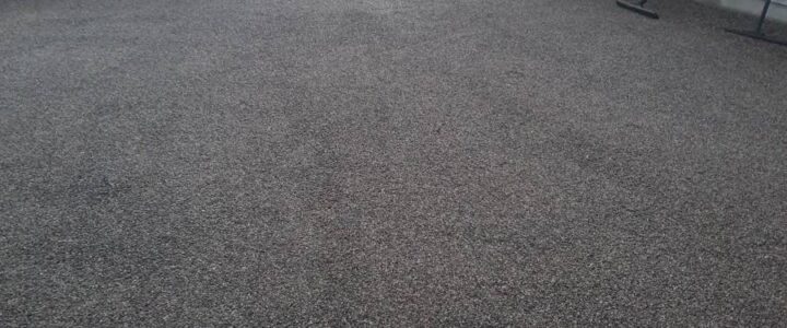 Tar and Chip Driveway: What Are Its Pros and Cons? Tar and Chip Entrance Driveway Dublin