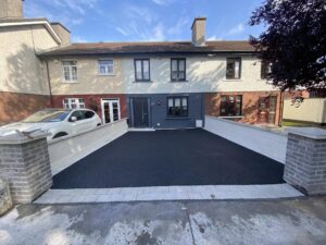 Tarmac driveway in Clondalkin