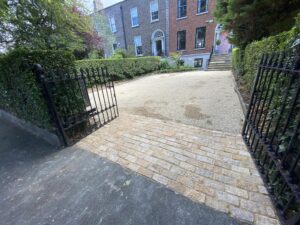 Tar and chip driveway with granite apron