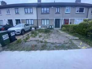 Gravel driveway in Rathfarnam