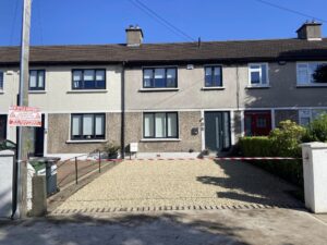 Gravel driveway in Rathfarnam