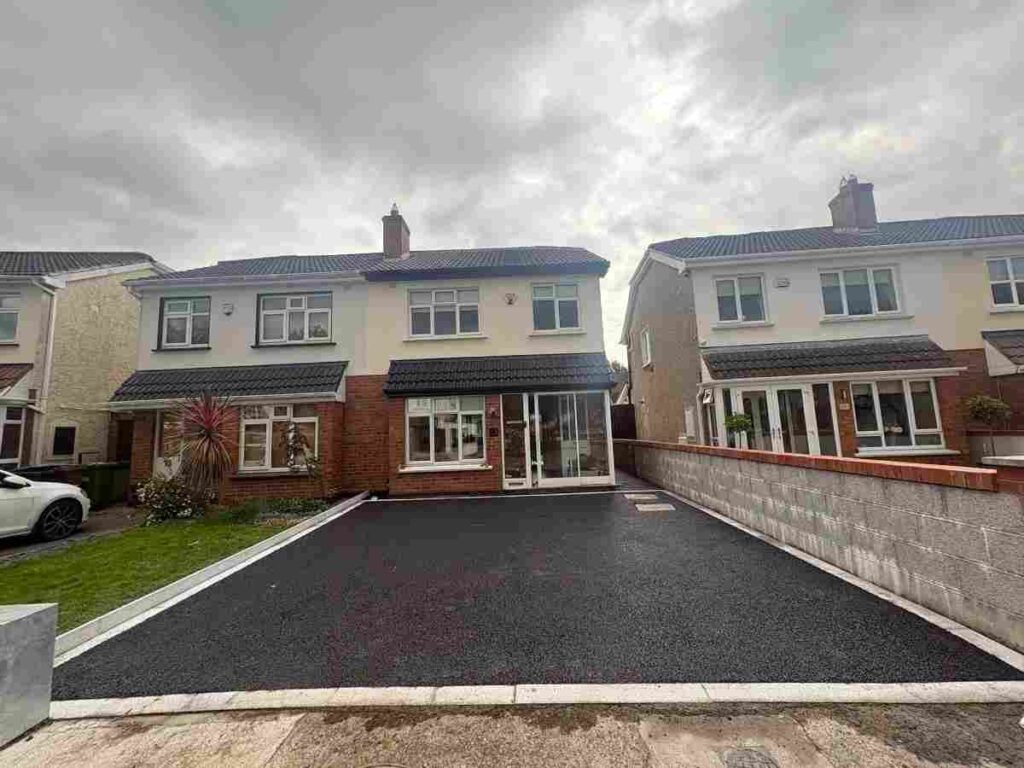 New Tarmacadam Driveway with Silver Granite Border in Dublin 1 New Tarmacadam Driveway with Silver Granite Border in Dublin